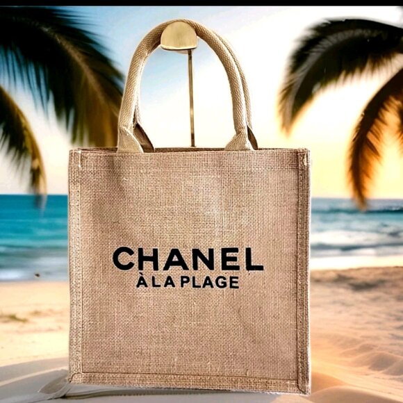 Chanel A La Plage VIP Raffia Tote Bag ~ Print on Both Sides NEW - Picture 1 of 4